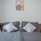 Newly built Apartment with balcony, AC and free indoor garage - Prága