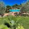 3 guests apt Spoleto Pool site - With infinity pool, extensive grounds