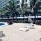 ONE Elegant 1BHK with City view in Azure Urban Resort and Residences - 马尼拉