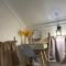 Abe.Cottage 2