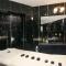 Beach Suite Israel - Indoor Pool, Best View, Gym, Massage Chair, Spa ביץ סוייט ישראל - נוף ים מאלף, בריכה מקורה, כיסא מסאז, חדר כושר וספא