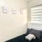 8 Spatial 2BR condo within the city with Pool, WIFI & Netflix - Davao