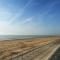 Ocean View Suite - Near Hythe - On Beach Seafront - Private Parking