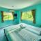 Blue Beach Bungalow - Bang Saphan Noi