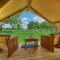 BeeWeaver Luxury Glamping - Spectacular Thistle Bee Fun - Navasota