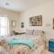 Quaint Noble Home 6 Mi to University of Oklahoma!