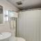Riverfront Appleton Home with Pool and Boat Dock! - أبيلتون