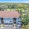 36 Bunker Court