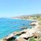 Banana Leaf Beachfront Exotic Room in Batroun