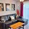 Maison climatisée avec parking et terrasses, 2 chambres, quartier calme - FR-1-387-68