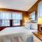 The B's Nest - Lake Junaluska