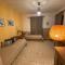4 Beds Flat with Shared Pool - 斯塔里斯