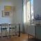 Milano Isola - Bright 2-room apartment with balcony