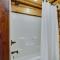 Cabin with Game Room and Hot Tub in Broken Bow! - بروكن بو