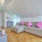 Big Apartment in Guesthouse