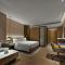 DoubleTree by Hilton Chengdu Riverside - Close to Panda Base and Chengdu East Railway - Чэнду
