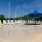 PREMIER Retreat with Hot Tub, Theater & Pool Table
