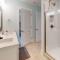 Cary Me Away - كيور بيتش