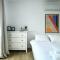 Modern & Bright 3BR Apt with Shelter by Sea N Rent