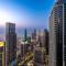 Maison Privee - Ultra Chic High-Floor Apt with Direct Burj Khalifa & Fountains Views - Dubaj