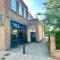 Fountain Apartment No 4 with Free Parking