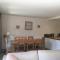 Appartement Rénové au Centre de la Station avec Balcon, Près des Pistes et Commerces - FR-1-346-400