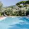 Algioja Apartment with Pool & Parking