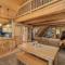Lil Bigfoot Chalet by NW Comfy Cabins