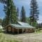 Lil Bigfoot Chalet by NW Comfy Cabins