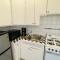 Stylish Montreal Apartment: Comfortable Stay in the Golden Square Mile