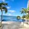Beachfront luxury 2br condo