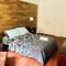 Stylish Montreal Apartment: Comfortable Stay in the Golden Square Mile