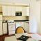 Stylish Montreal Apartment: Comfortable Stay in the Golden Square Mile