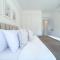 Phaedrus Living White Hills Suites Panoramic View