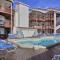 Beachside 213 with Pool Hot Tub and Private Deck overlooking East Bay - Траверс-Сити