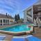 Beachside 109 with Direct Beach Access Pool and Hot Tub - ترافيرس سيتي