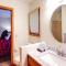 Dog-Friendly Blowing Rock Chalet with Stunning Views - بلاوينغ روك