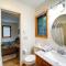 Dog-Friendly Blowing Rock Chalet with Stunning Views - بلاوينغ روك