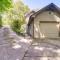 Dog-Friendly Blowing Rock Chalet with Stunning Views - بلاوينغ روك
