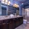 8BR Mansion: Packed with Fun and Comfort for All - Orlando