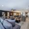 8BR Mansion: Packed with Fun and Comfort for All - Orlando