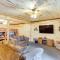 Spacious Beaver Getaway Near Eagle Point Resort!