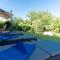 Chalet Like Upstairs Private Suite - 埃蒂约勒