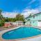 Walk to the beach - Island Villa - Siesta Key