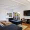 Modern Bennett Valley Home with Privacy and Views - 圣罗莎