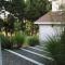 Modern Bennett Valley Home with Privacy and Views - 圣罗莎