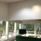 Modern Bennett Valley Home with Privacy and Views - 圣罗莎