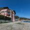 Garibaldi Lake view Apartments - 圣西罗