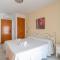 Apartahotel Playamaro by Dorobe