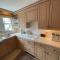 Circus Mews Townhouse:2 Beds:2 En-suite Baths:Parking:City Centre:Quiet Area
